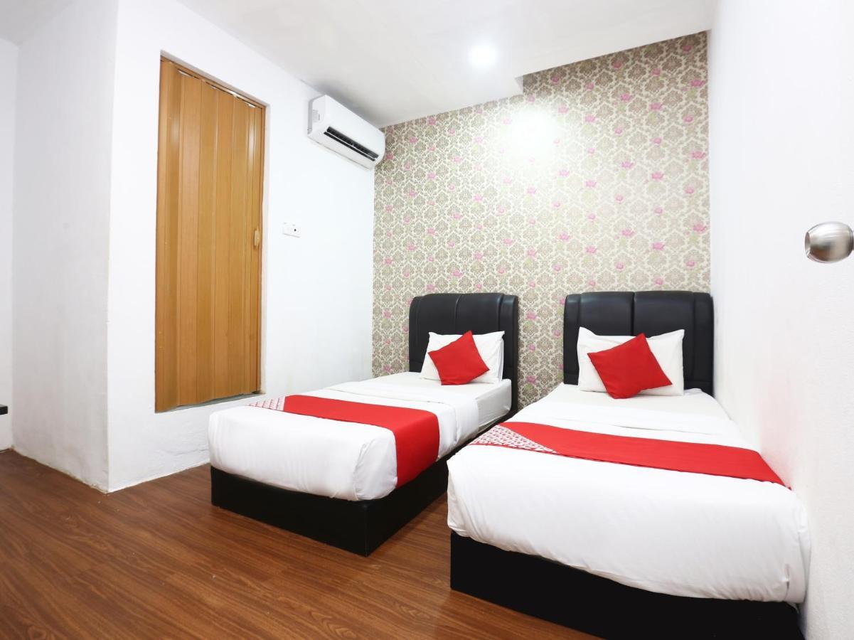 Oyo 717 Mr J Hotel Wakaf Che Yeh 2 Exterior foto